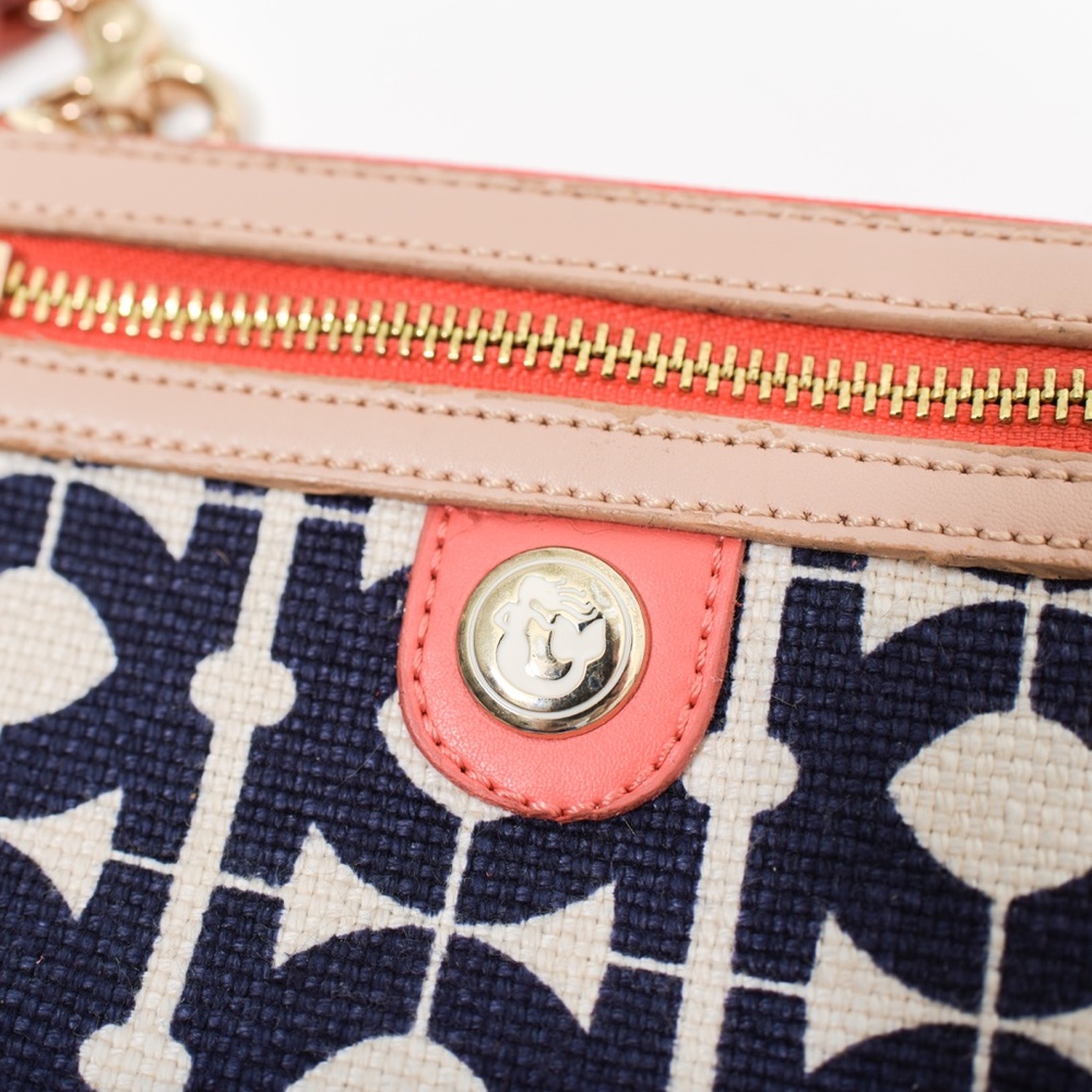 *3for$25/ 5for$39 Spartina 449 Hilton Head Wristlet Navy Cream Coral Geometric - Picture 3 of 13